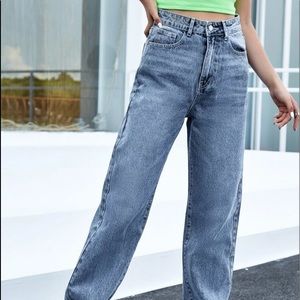 High Waist Baggy Jeans